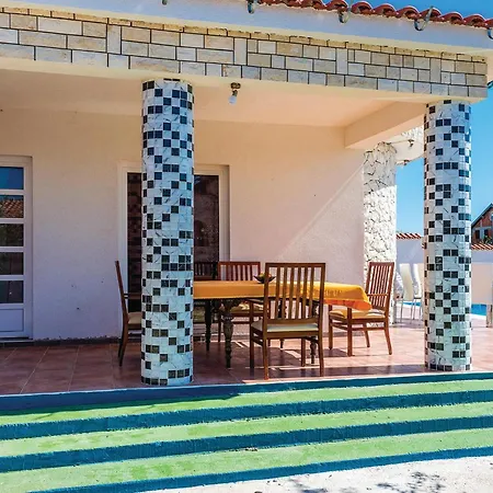 Ferienhaus Lovely In Cista Velika With Kitchen *