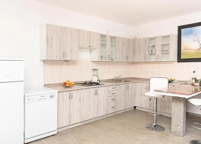 Four-bedroom In Cista Velika Ferienhaus *