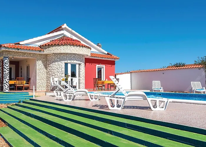 Four-bedroom In Cista Velika Velika Cista (Sibenik-Knin)